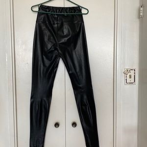 Wilfred Fee Daria faux leather skinny pants
